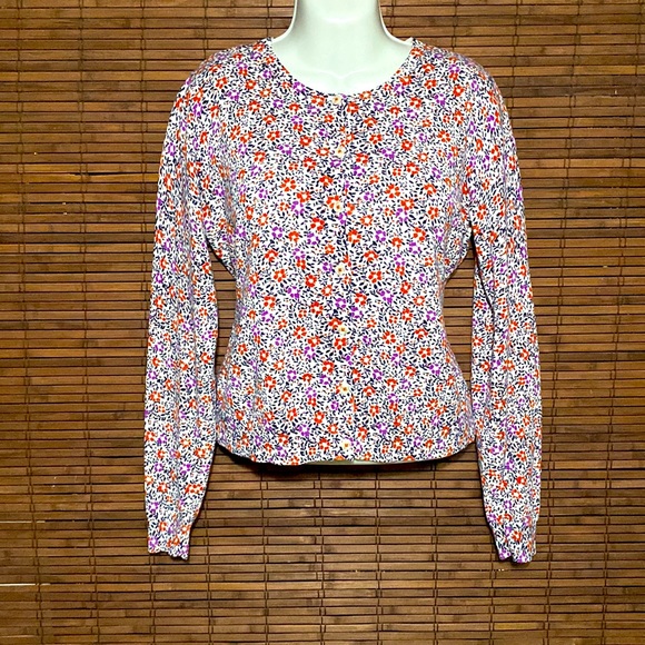 Ann Taylor Sweaters - Ann Taylor Floral Print Sweater. Size M.